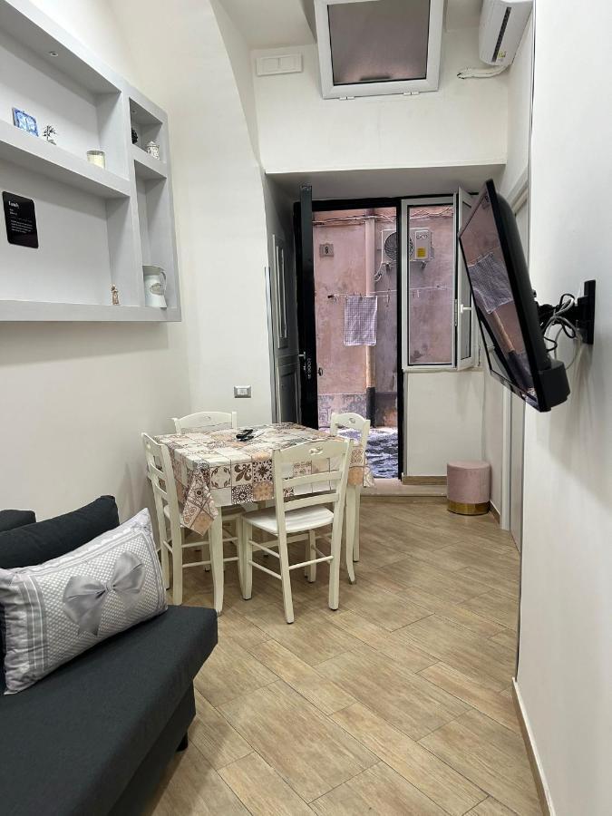 House Gio Gio' Apartment Naples Exterior photo